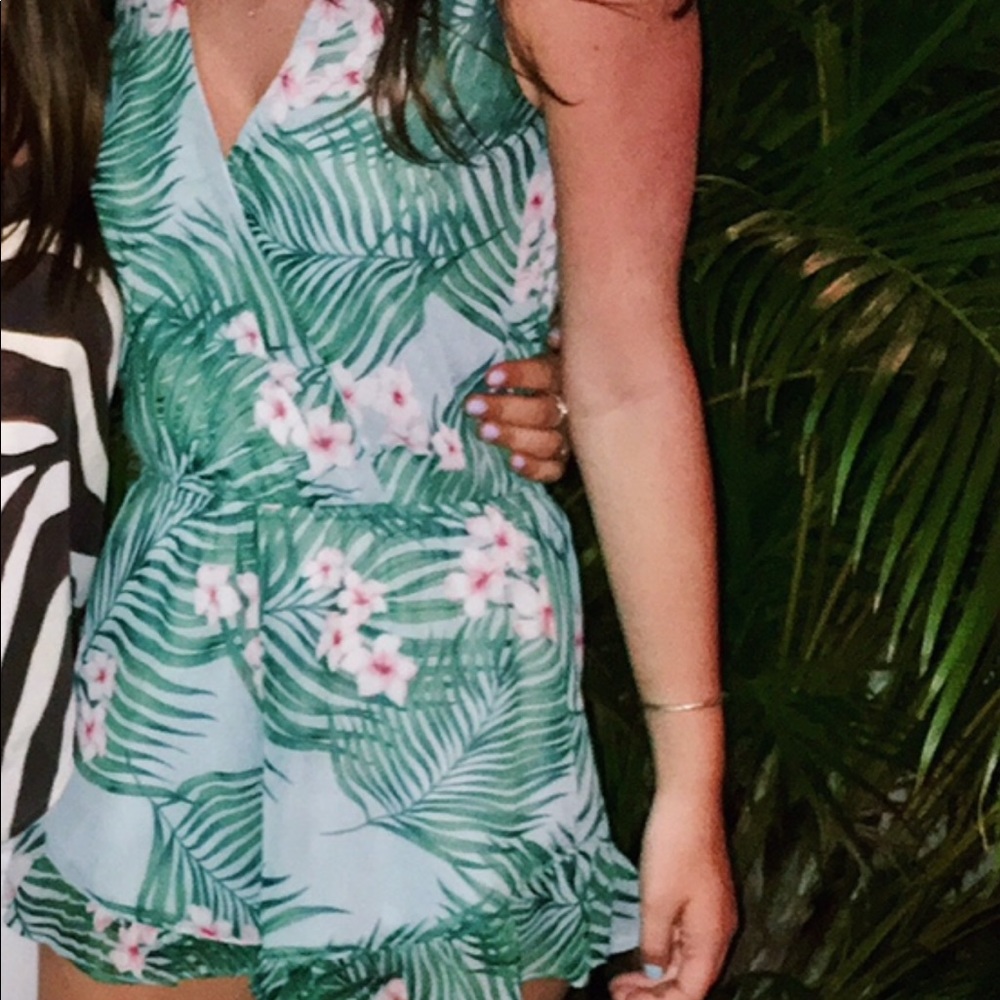 Floral Riri Romper - Picture 2 of 2